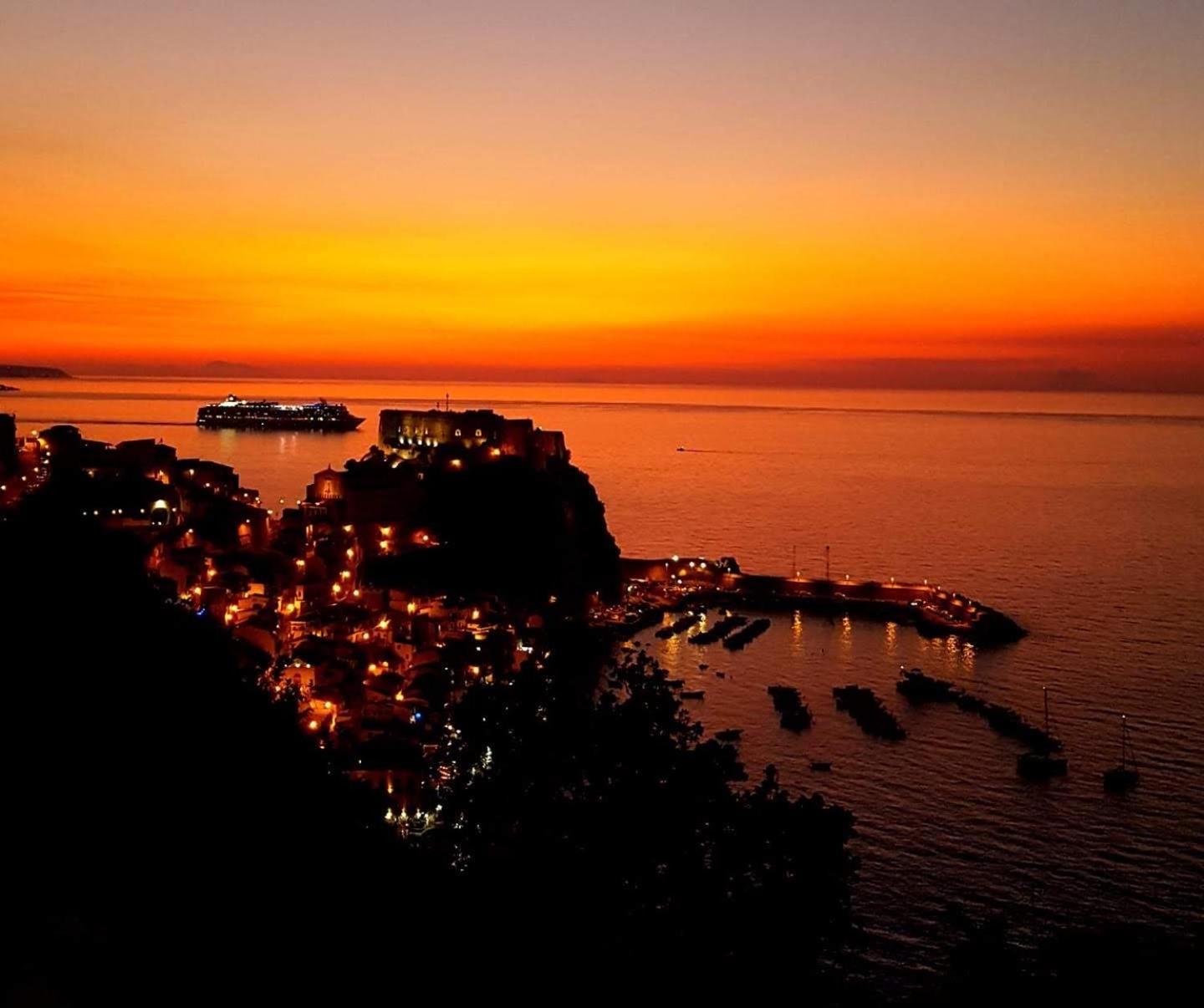 Apartamento Brezza Marina Scilla Exterior foto